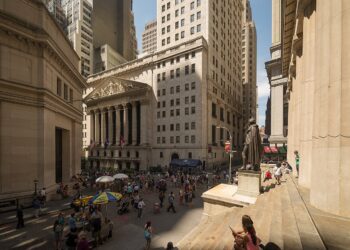 Fachada de la Bolsa de Valores de Nueva York en Wall Street