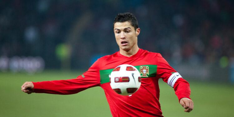 Cristiano Ronaldo con la camiseta de la selección de Portugal