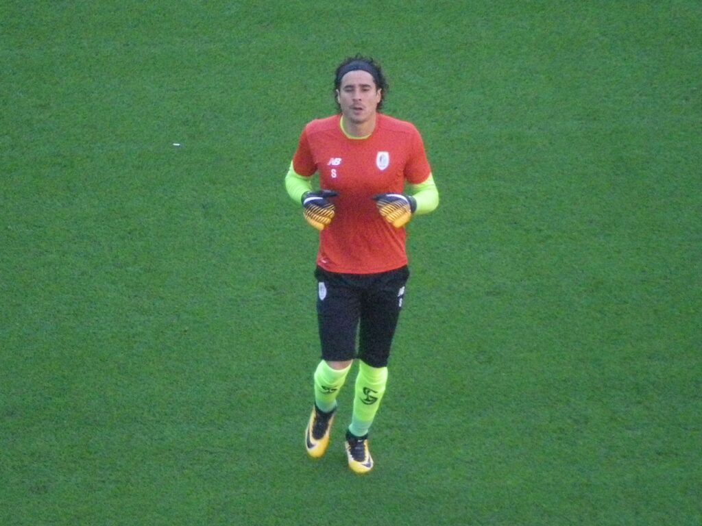 El arquero mexicano Guillermo Ochoa durante un partido