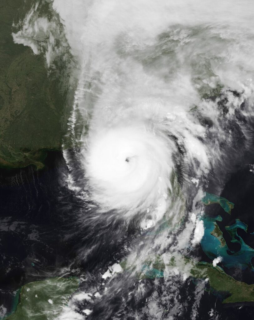 Imagen satelital del huracán Helene