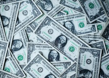 Billetes de un dólar estadounidense, en alusión a la economía y la Reserva Federal