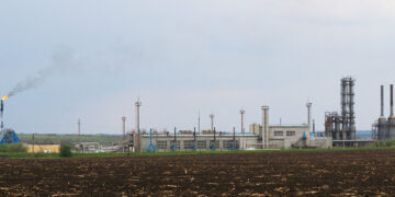 Vista de una planta de procesamiento de gas natural
