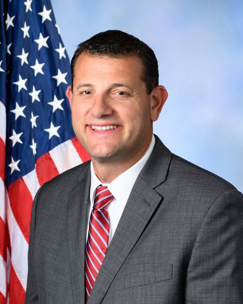 Retrato oficial del representante David Valadao