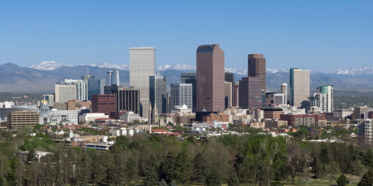 Vista panorámica del centro de la ciudad de Denver, Colorado