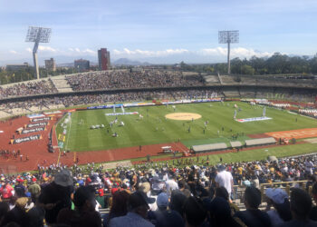 Vista del Estadio Olímpico Universitario en Ciudad Universitaria, Ciudad de México