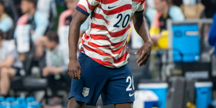 Folarin Balogun durante un partido de la selección de Estados Unidos ante Bélgica