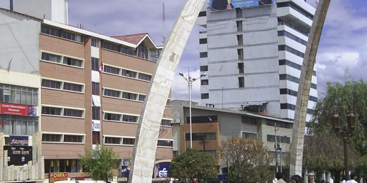 Vista del centro de la ciudad de Huancayo, en la región andina de Junín, Perú