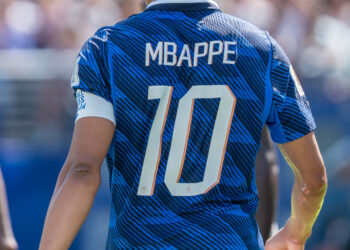 Kylian Mbappé jugando con la selección de Francia durante el Mundial 2026