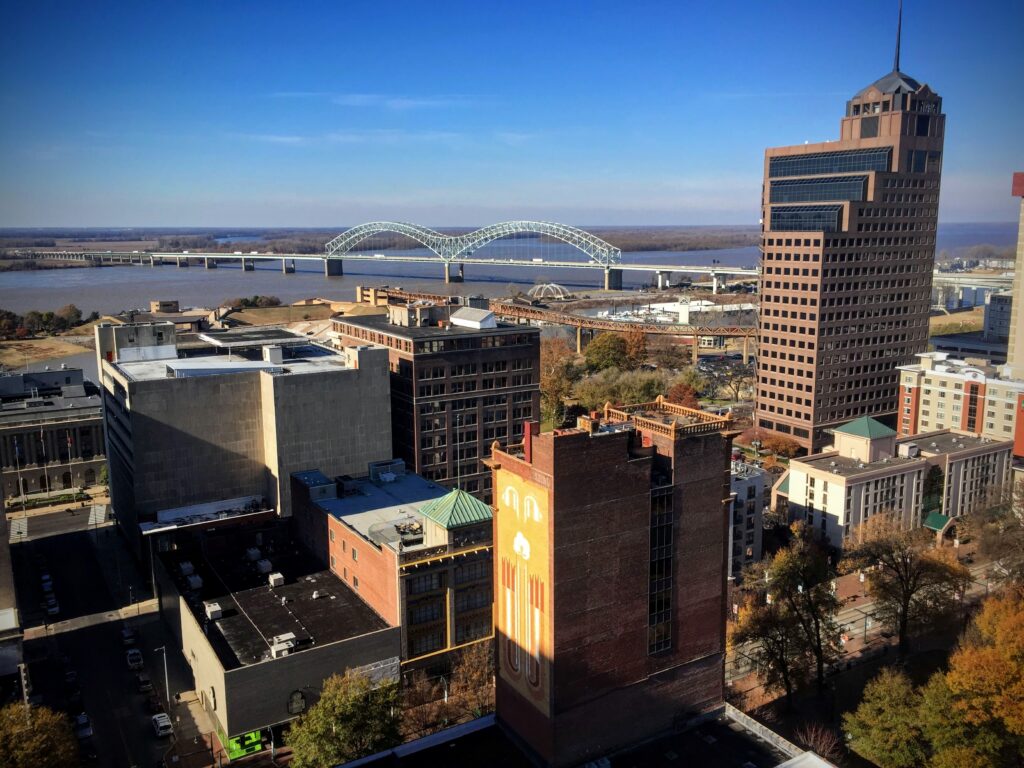 Panorama de la ciudad de Memphis, Tennessee, junto al río Misisipi
