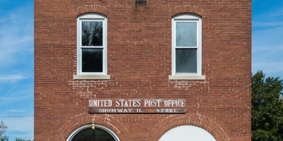 Edificio de una oficina de correos del Servicio Postal de Estados Unidos