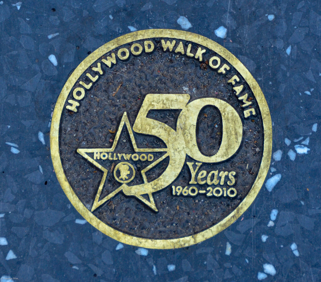 Estrellas en la acera del Paseo de la Fama de Hollywood