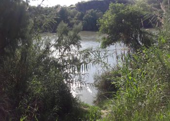 El río Grande en la frontera de Texas con México, cerca de Laredo