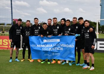 Jugadores de la selección de fútbol de Argentina en un partido