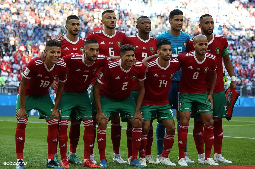 Jugadores de la selección de Marruecos durante un partido de fútbol