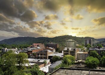 Vista del centro de Asheville, Carolina del Norte
