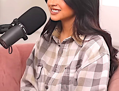 La cantante estadounidense de origen mexicano Becky G en un evento en 2023