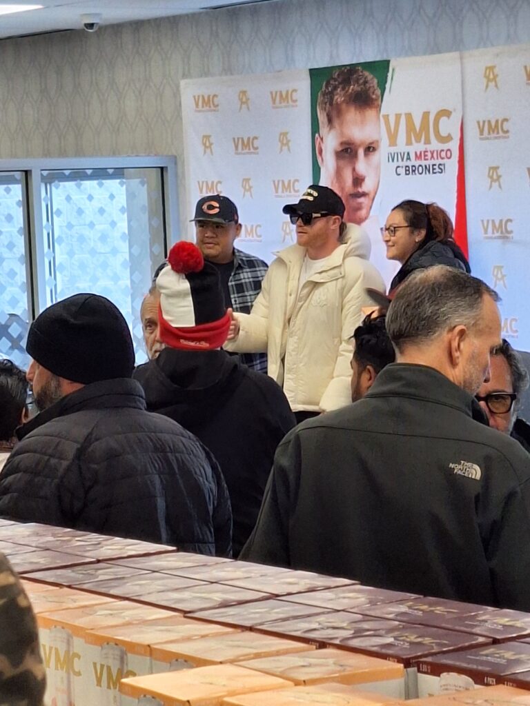 El boxeador mexicano Saúl Canelo Álvarez durante un evento público