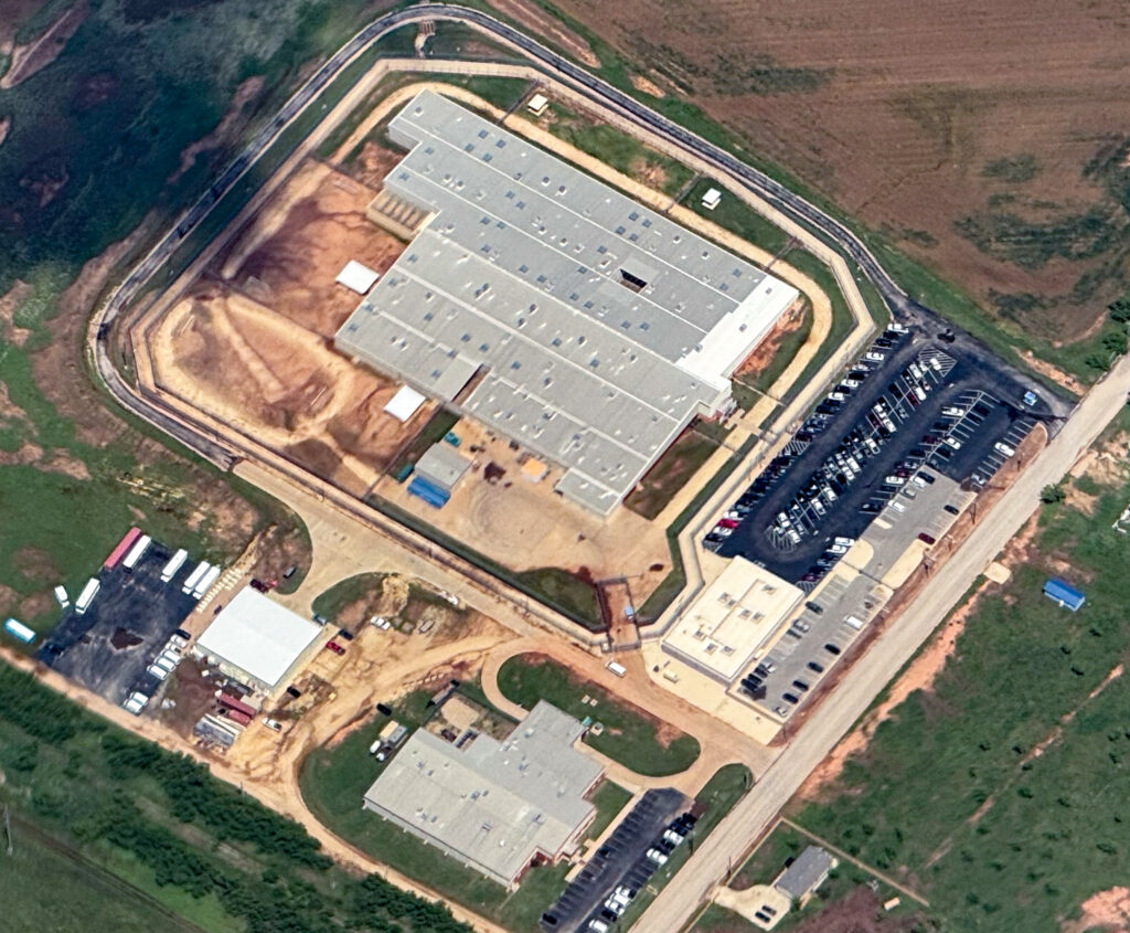 Vista aérea de un centro de detención de inmigrantes en Estados Unidos
