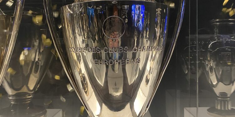 Trofeo de la Liga de Campeones de la UEFA (Champions League)