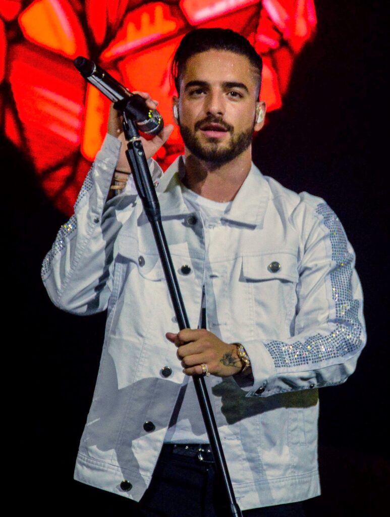 El cantante colombiano Maluma durante una presentación en vivo