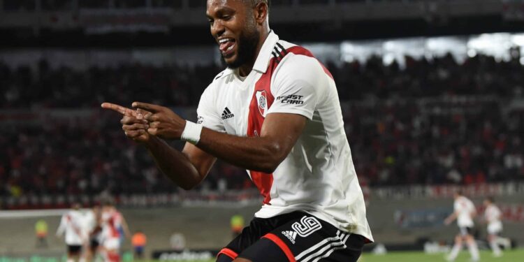 El futbolista colombiano Miguel Borja durante un partido