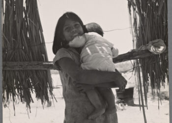 Retrato de un niño mexicoamericano, imagen que ilustra a las familias latinas