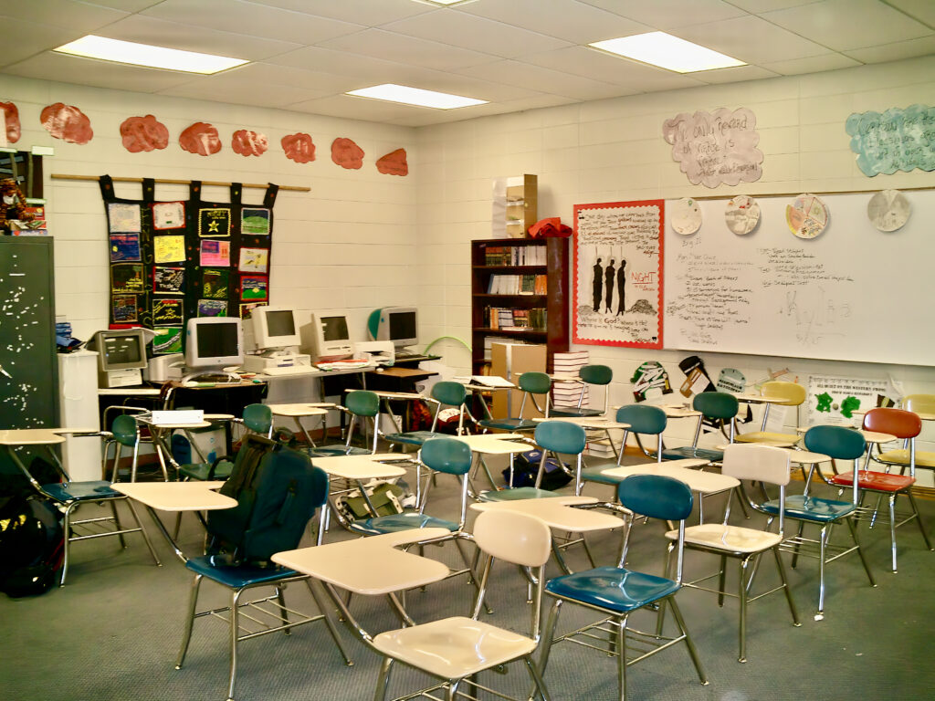 Salón de clases de una escuela pública secundaria en Estados Unidos