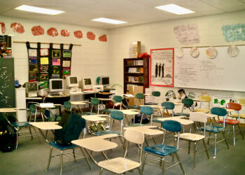 Salón de clases de una escuela pública secundaria en Estados Unidos