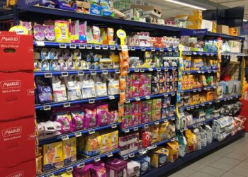 Estantes de un supermercado, imagen sobre precios e inflación