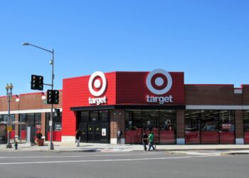 Fachada de una tienda Target en Washington, D.C., Estados Unidos