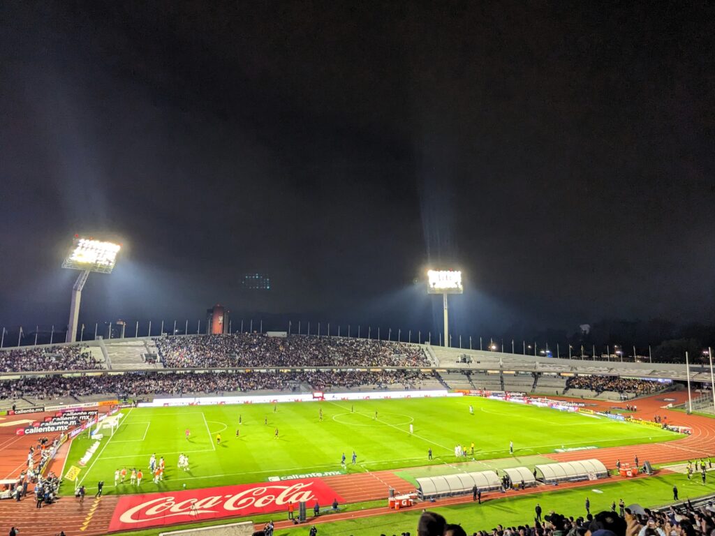 Partido de fútbol de Tigres UANL en la Liga MX