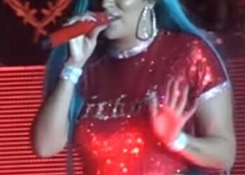 La cantante colombiana Karol G durante una presentación