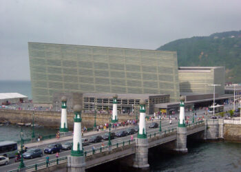 El Palacio Kursaal de San Sebastián, sede del Festival Internacional de Cine