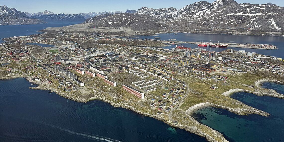 Vista aérea de Nuuk, la capital de Groenlandia