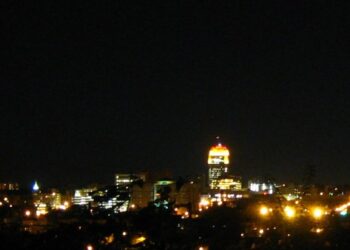 Horizonte nocturno de Allentown, Pensilvania