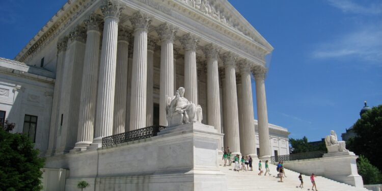 Fachada del edificio de la Corte Suprema de Estados Unidos en Washington