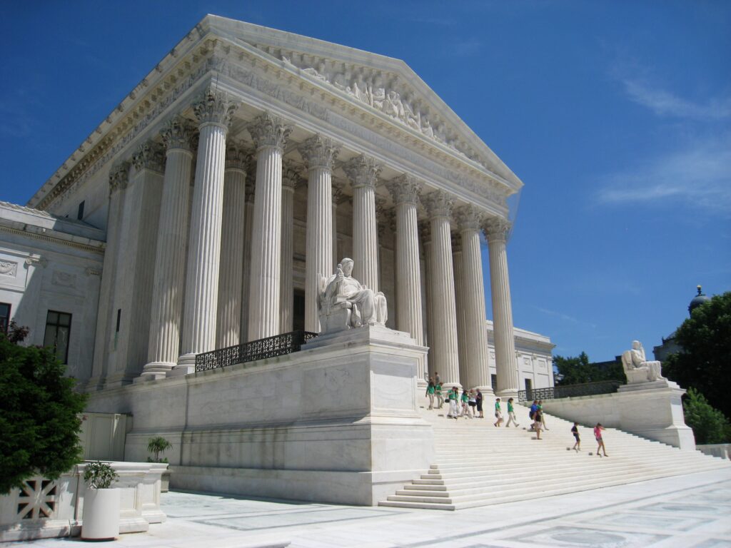 Fachada del edificio de la Corte Suprema de Estados Unidos en Washington