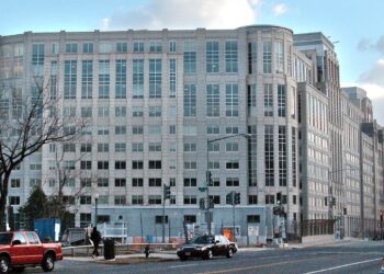 Edificio de la sede de las autoridades de inmigración en Washington