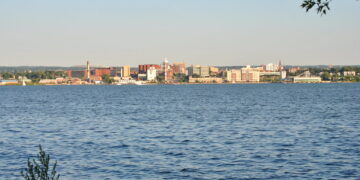 Vista del frente de agua de la ciudad de Erie, Pensilvania