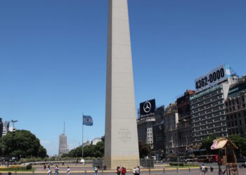 El Obelisco, monumento emblemático de Buenos Aires, Argentina