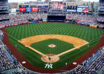 Vista del campo de beisbol del Yankee Stadium en Nueva York