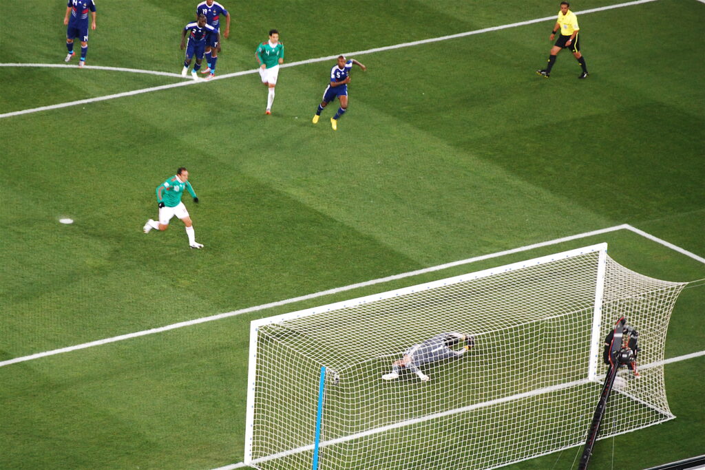 Jugadores de la seleccion mexicana de futbol durante un partido internacional